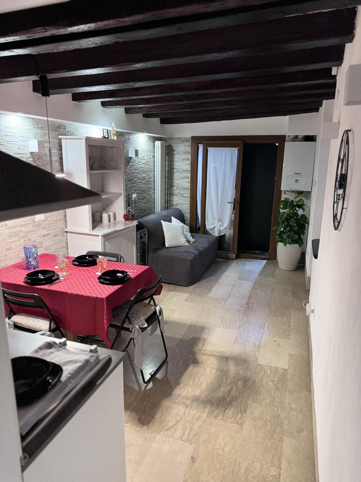 Eden Luxury - Santa Croce Apartment Venedig